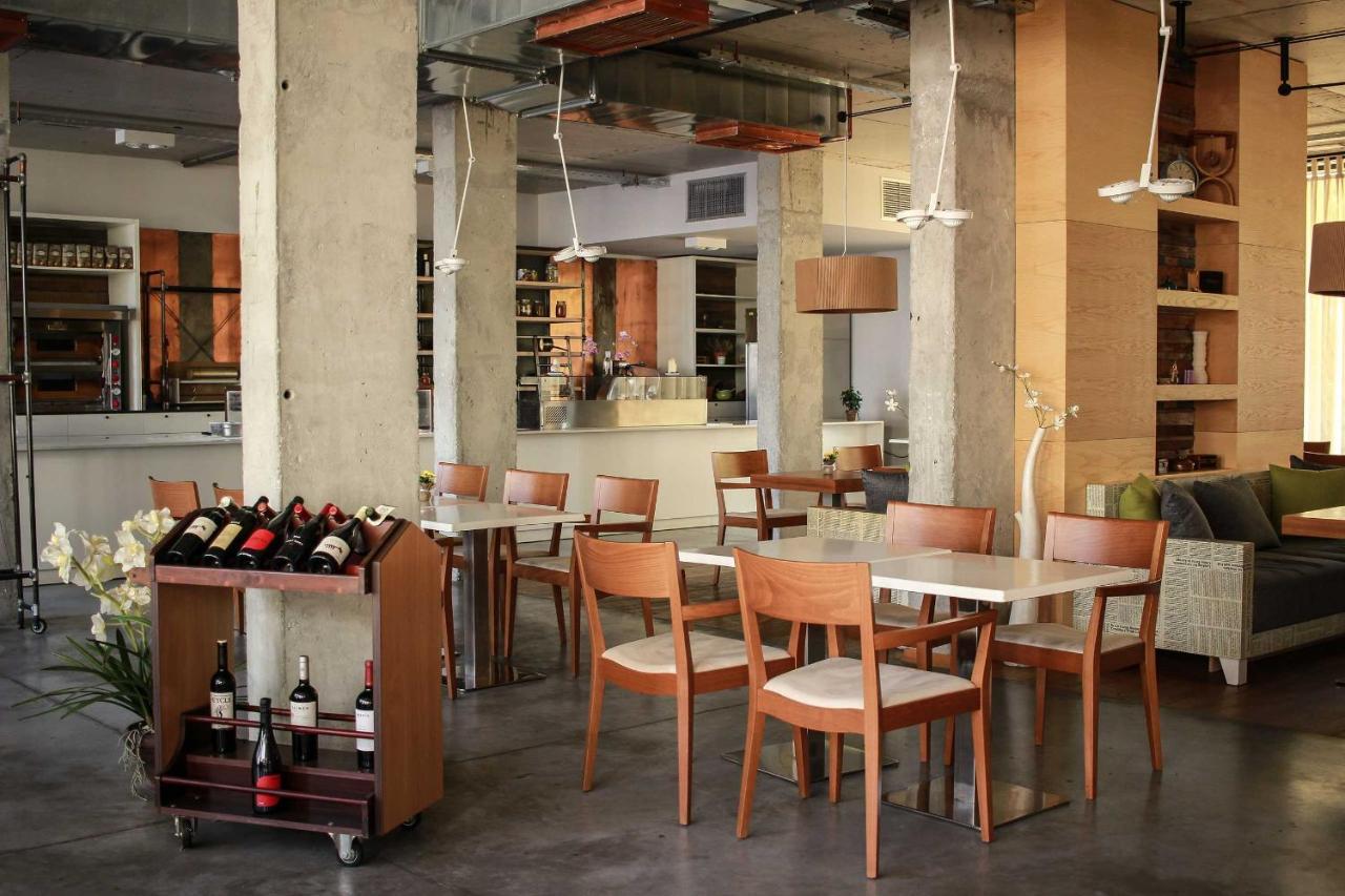 Design Studio In Atlantis Resort&Spa, Burgas Airport Экстерьер фото