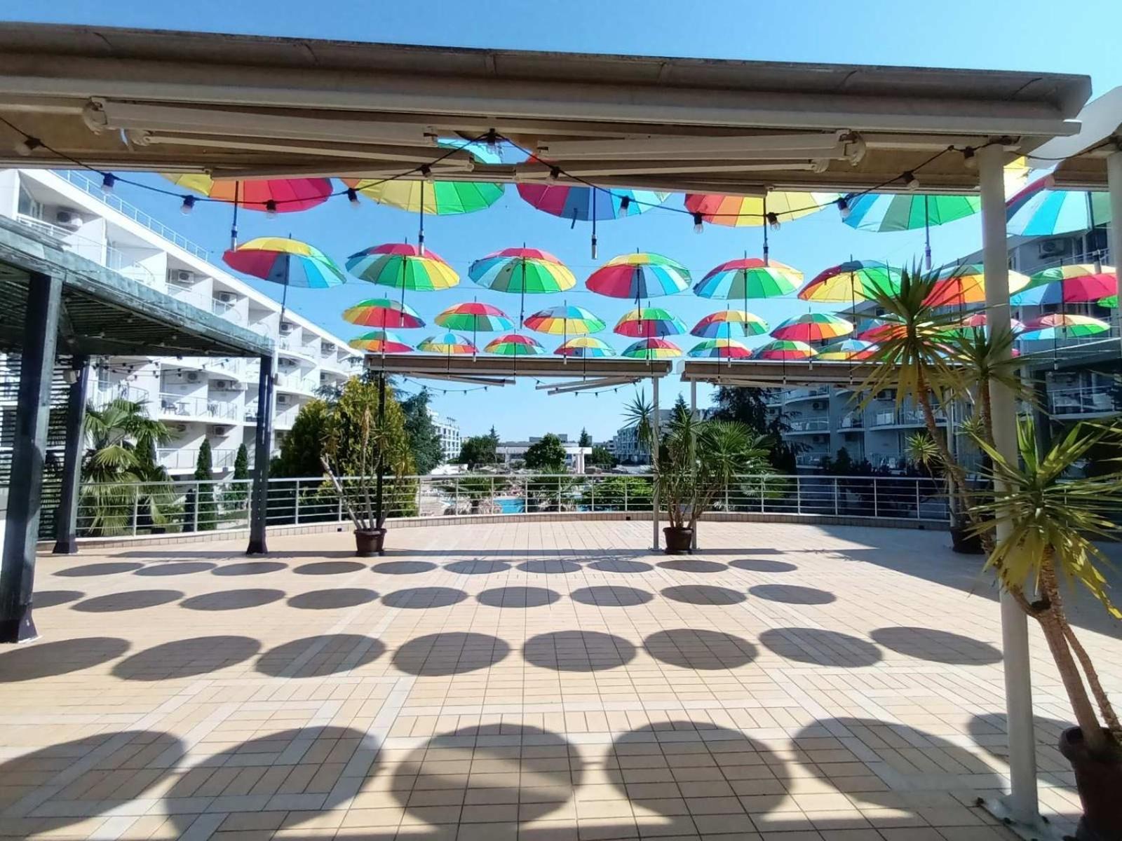 Design Studio In Atlantis Resort&Spa, Burgas Airport Экстерьер фото