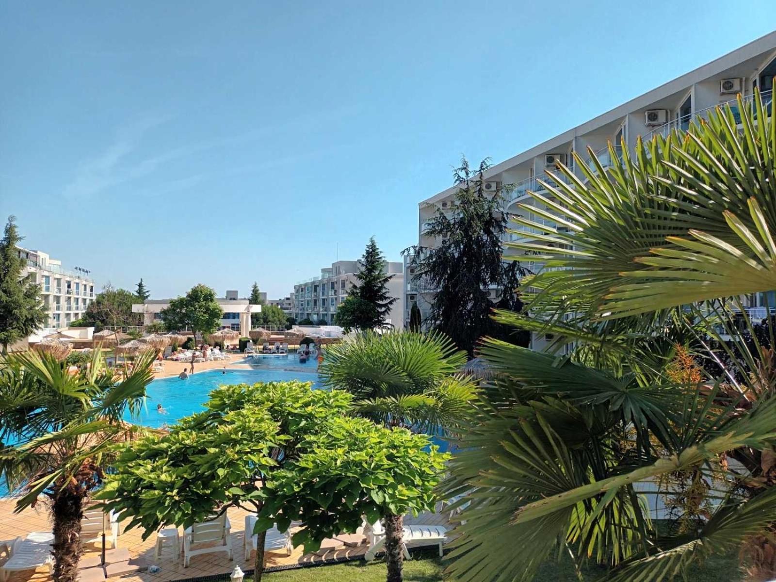 Design Studio In Atlantis Resort&Spa, Burgas Airport Экстерьер фото